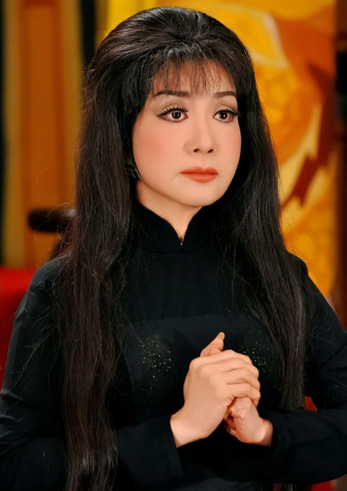 Nghệ Sĩ Mỹ Châu Bao Nhiêu Tuổi